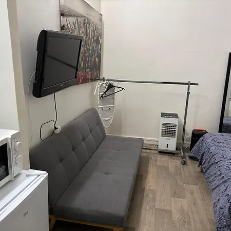 Bien Venu A Lägenhet Clichy