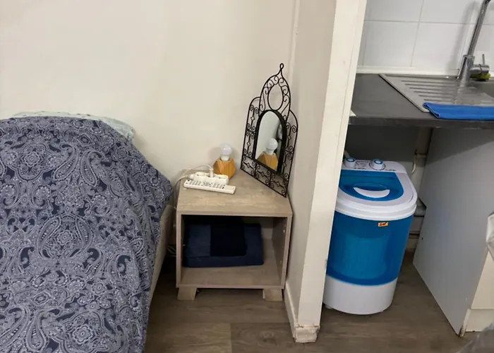 Bien Venu A * Clichy